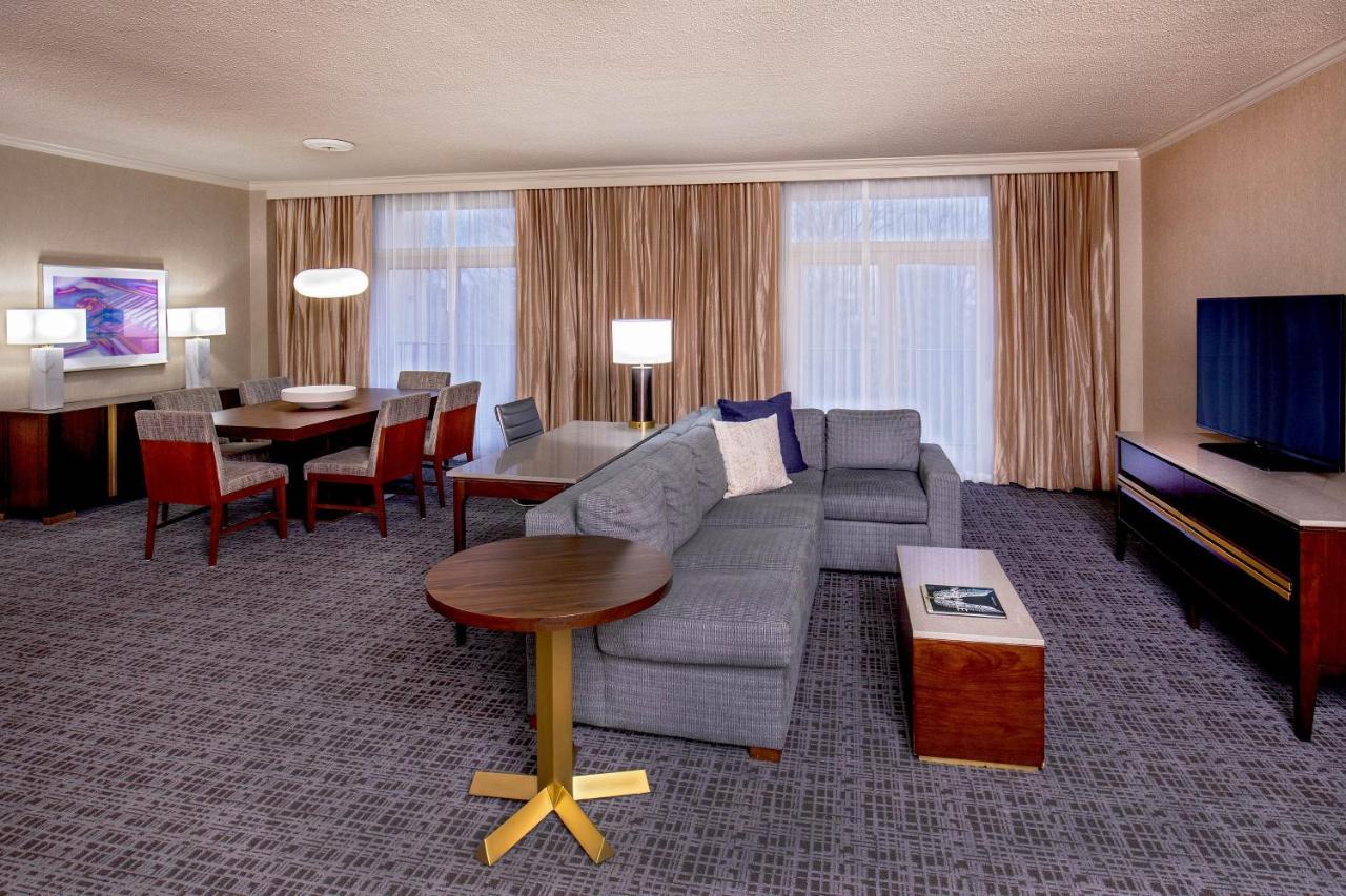 Sheraton Music City Nashville Airport Екстериор снимка