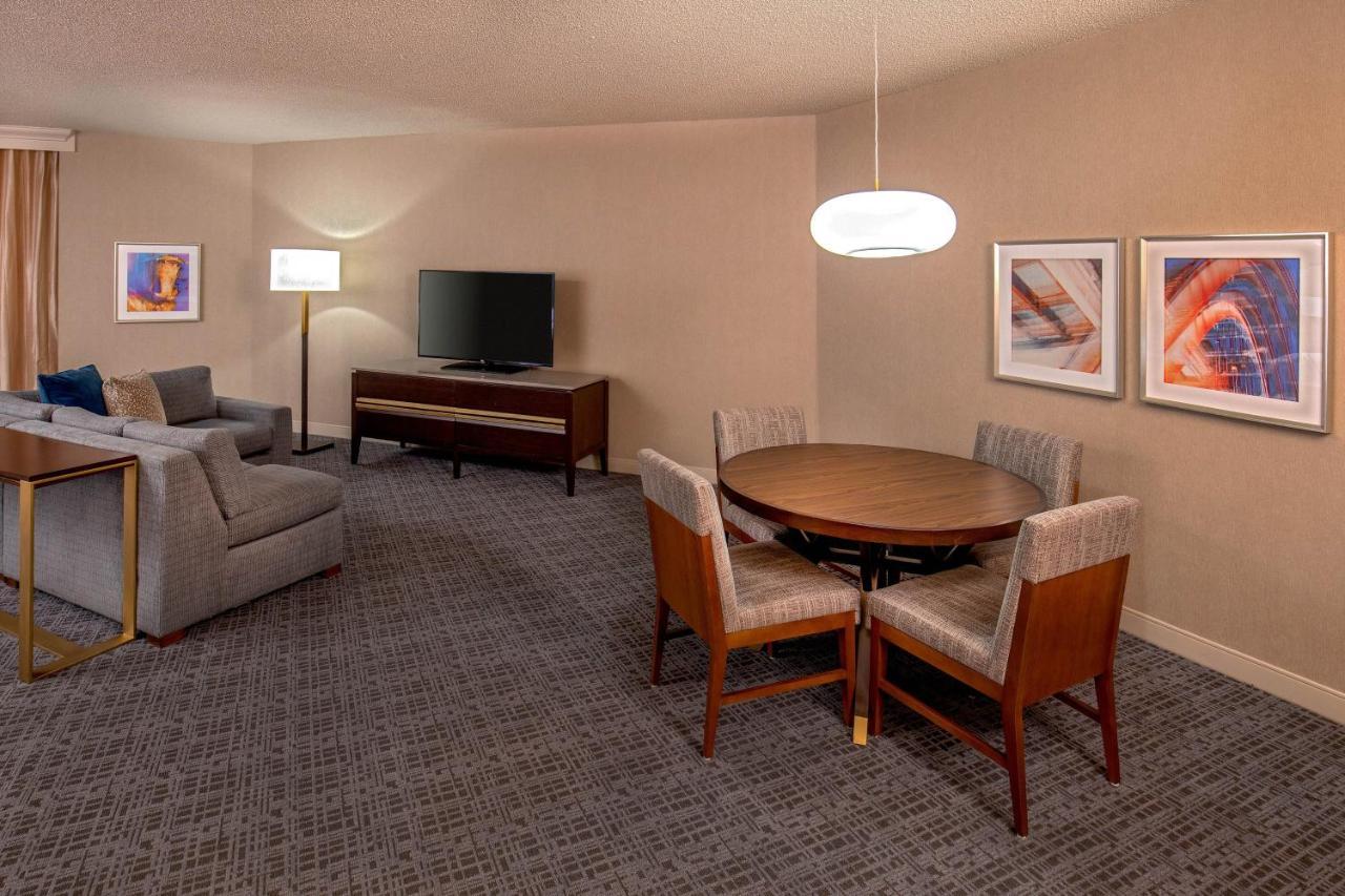 Sheraton Music City Nashville Airport Екстериор снимка