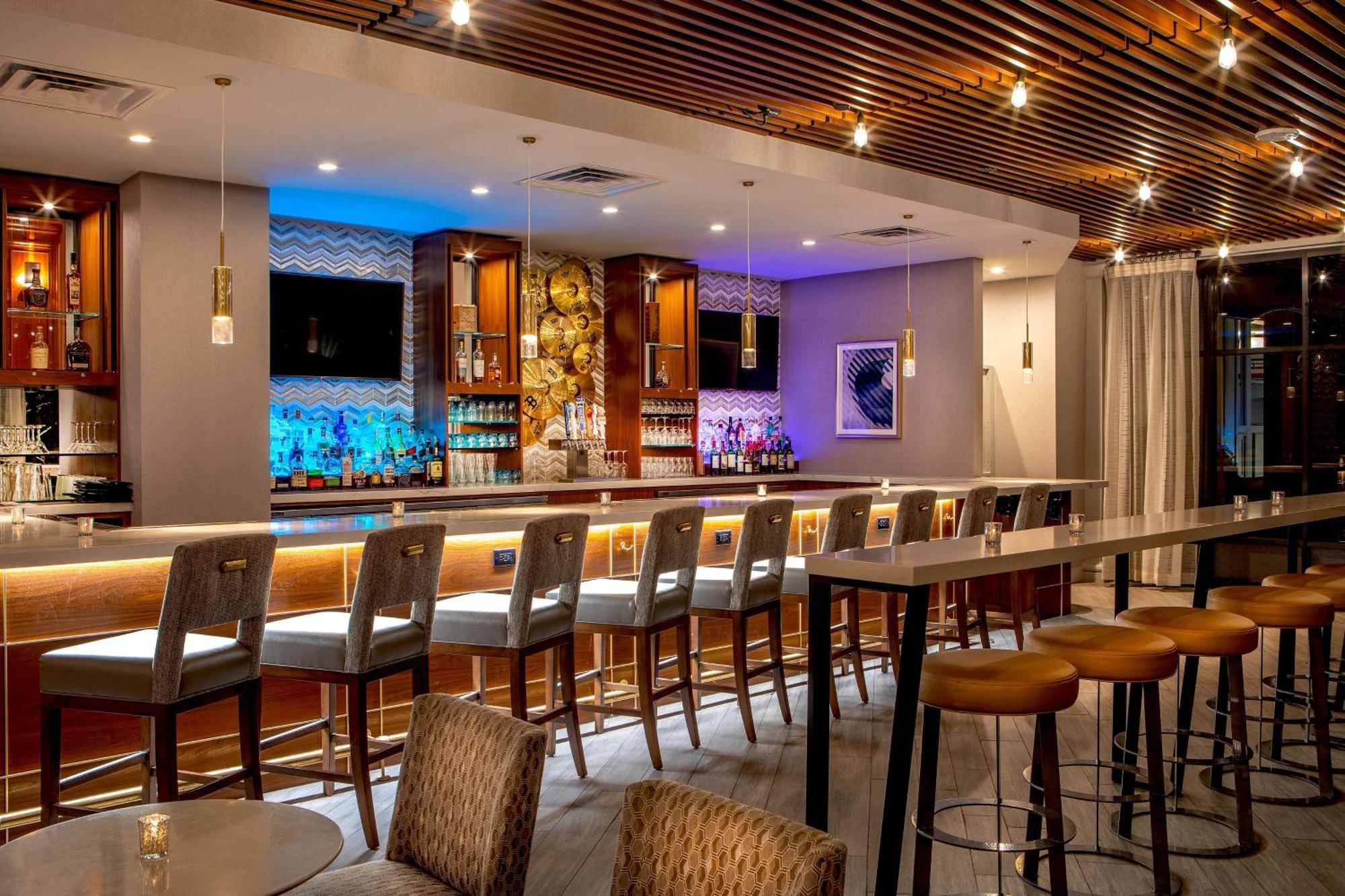 Sheraton Music City Nashville Airport Екстериор снимка